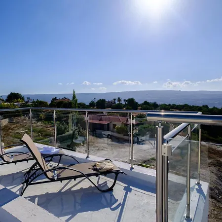 Gorgeous Villas For Larger Groups In The Hillside Sunsets Of Cyprus All Yours Holiday home Peristerona (Paphos)